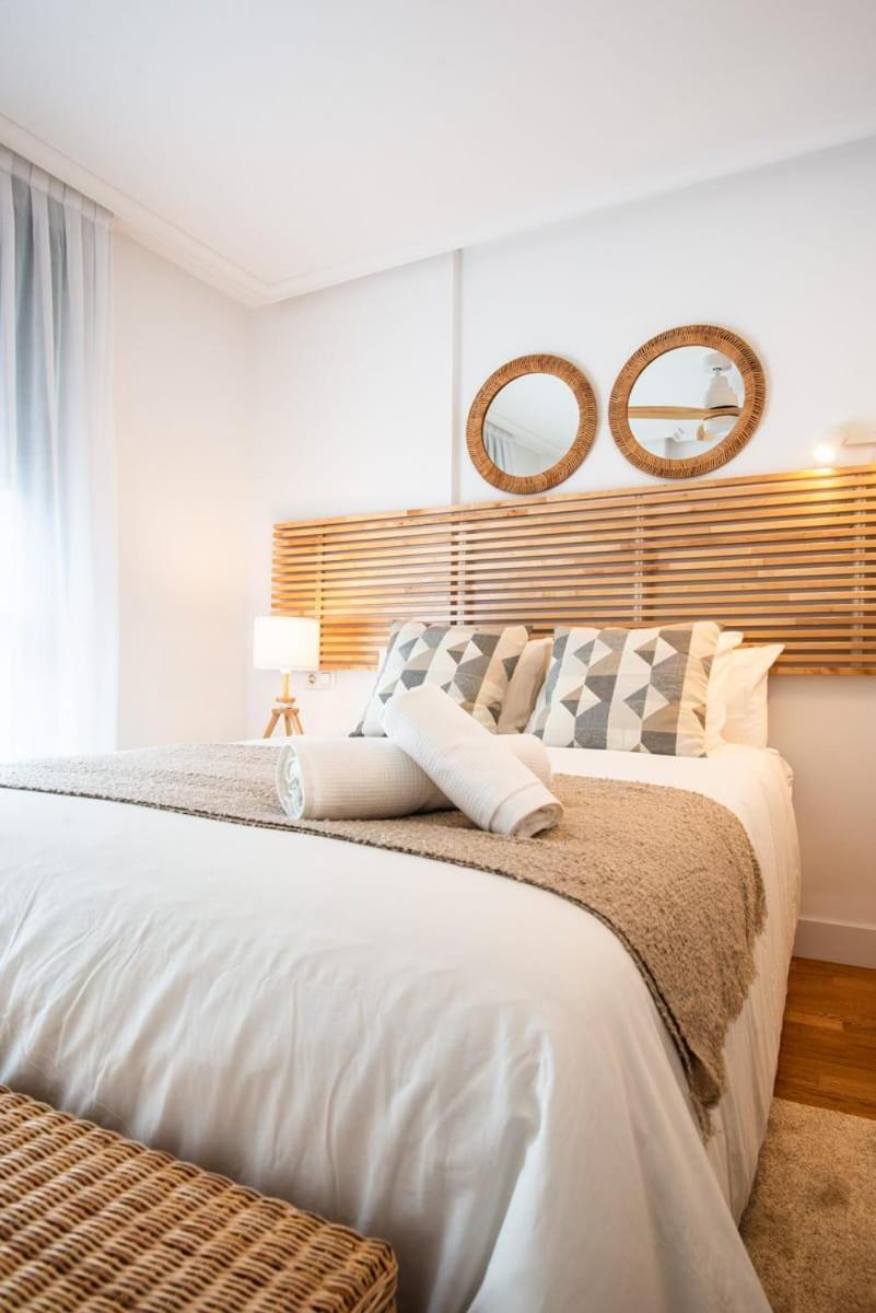 Apartamentos Rocamar Onís Екстериор снимка